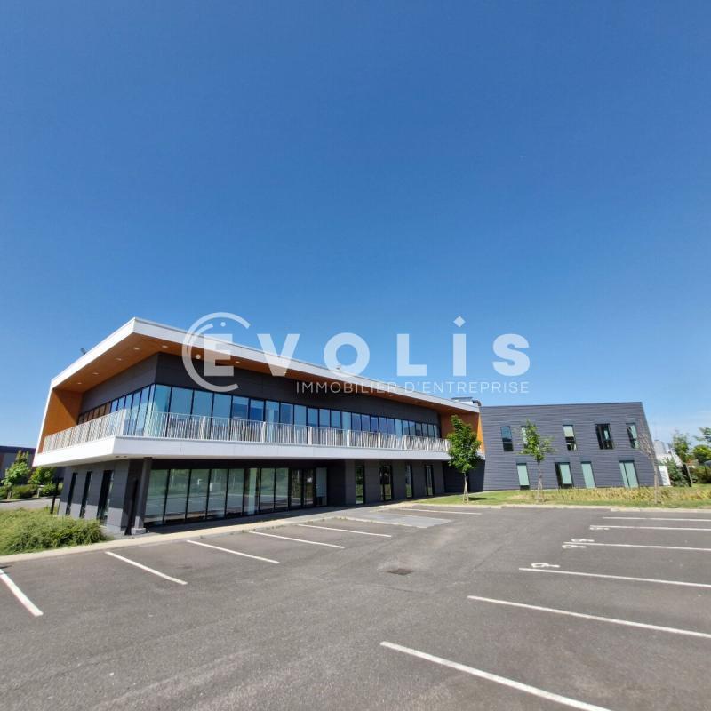 24 Bis Rue Leonard Vinci, Lisses for sale Building Photo- Image 1 of 33