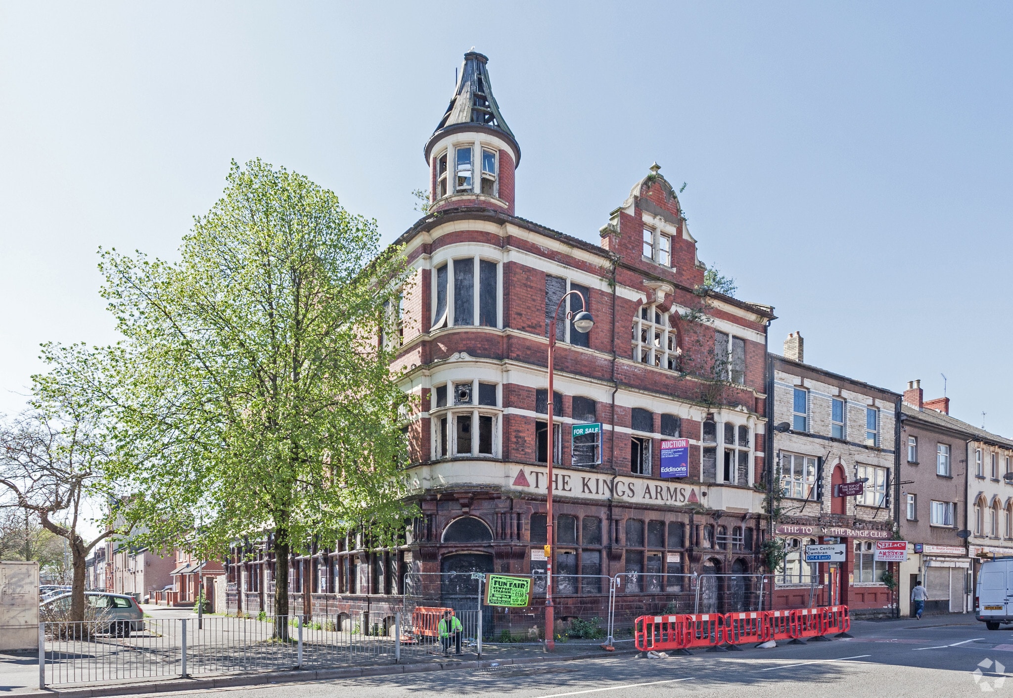 133 Commercial Rd, Newport for sale Primary Photo- Image 1 of 1