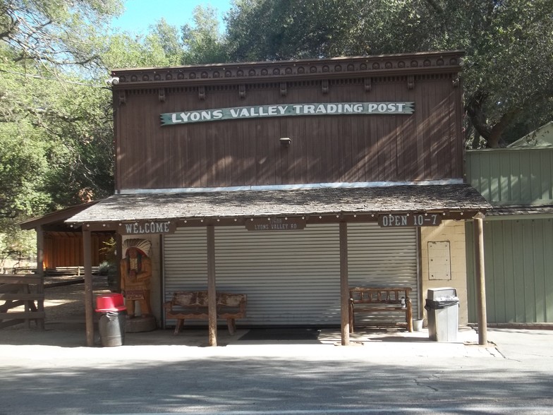 17608 Lyons Valley Rd, Jamul, CA for sale - Primary Photo - Image 1 of 1