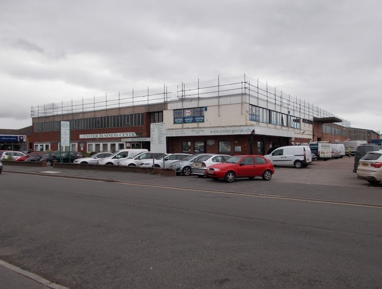 39 Marsh Green Rd, Exeter to rent - Building Photo - Image 2 of 4