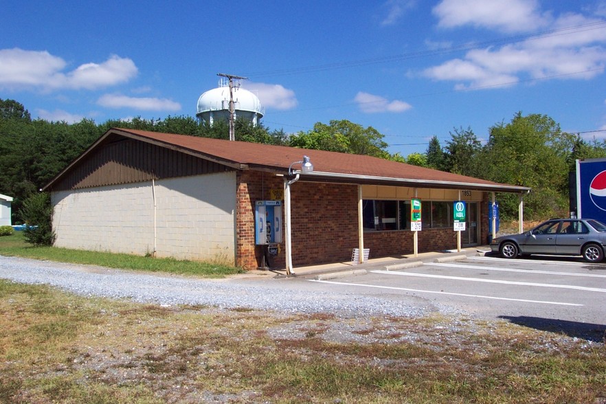 1852 Sunburst Rd, Evington, VA for sale - Primary Photo - Image 1 of 1