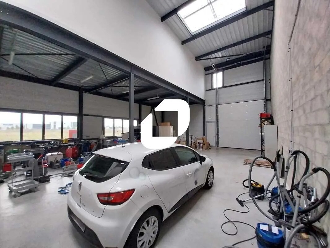 10 Boulevard De La Communauté, Buchelay to rent Interior Photo- Image 1 of 10