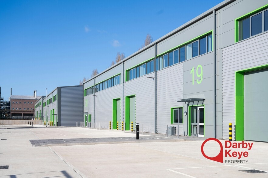 Swallow Rd, Coventry to rent - Building Photo - Image 3 of 77