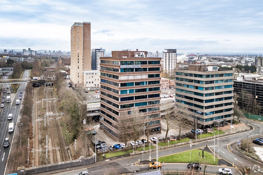 Albert St, Manchester to rent - Aerial - Image 3 of 3