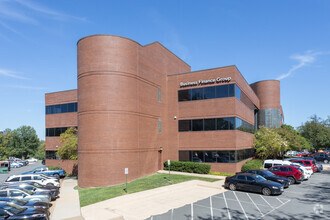 3930 Pender Dr, Fairfax, VA for rent Building Photo- Image 1 of 10