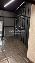Retail in Barcelona, Barcelona to rent Interior Photo- Image 2 of 11