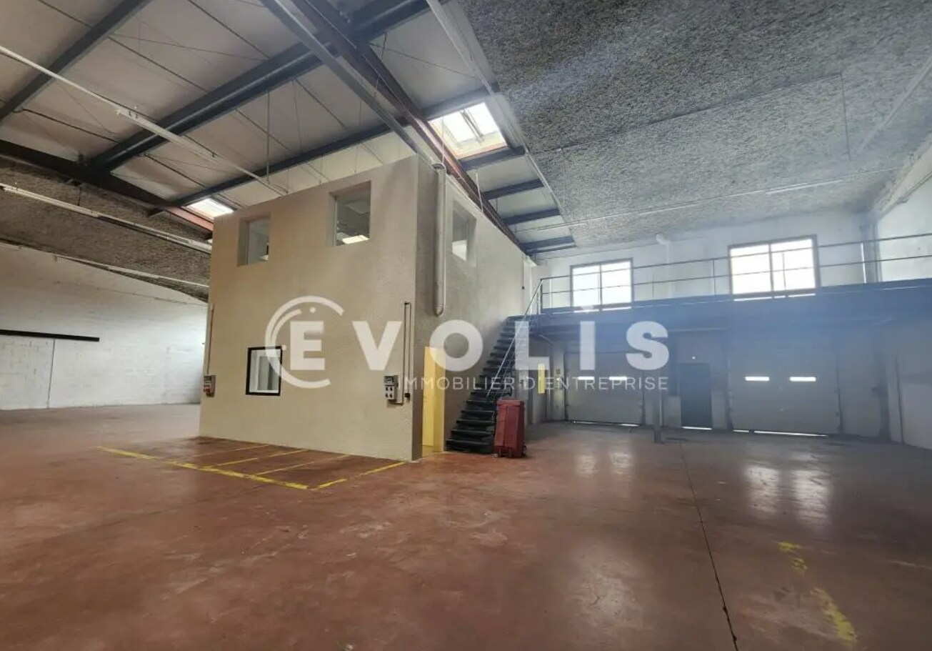 22 Avenue Du 24 Août 1944, Corbas to rent Interior Photo- Image 1 of 21