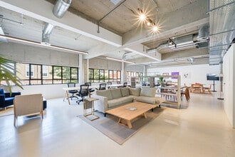 134-147 Cheapside, London to rent Interior Photo- Image 1 of 4