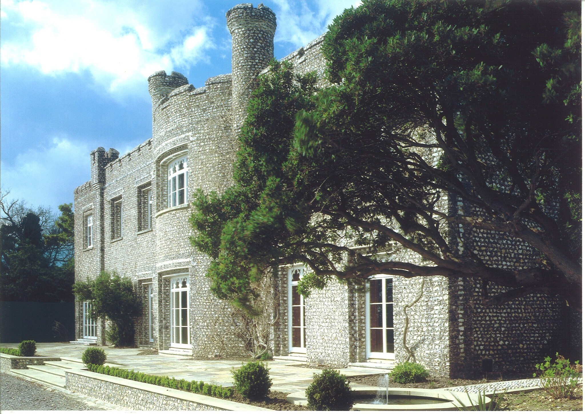 Eastleigh Rd, Havant for sale Primary Photo- Image 1 of 1