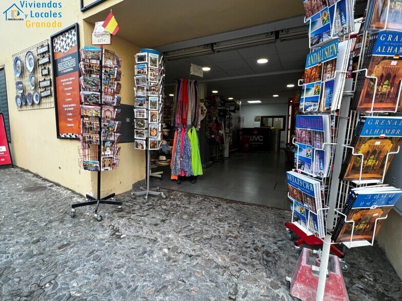 Sabica, 15, Granada, Granada to rent - Building Photo - Image 2 of 20