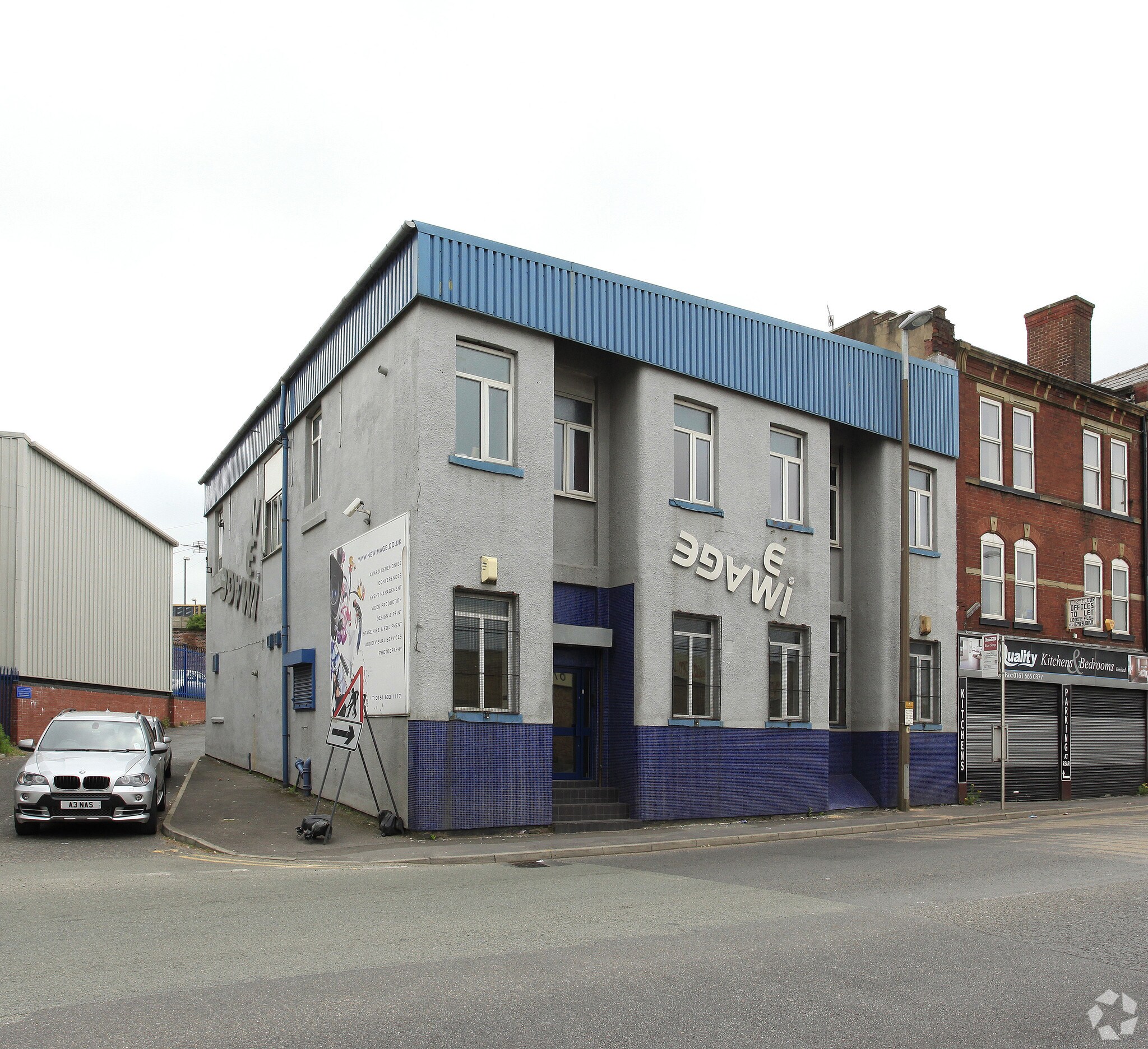 16-18 Shaw Rd, Oldham for sale Primary Photo- Image 1 of 1