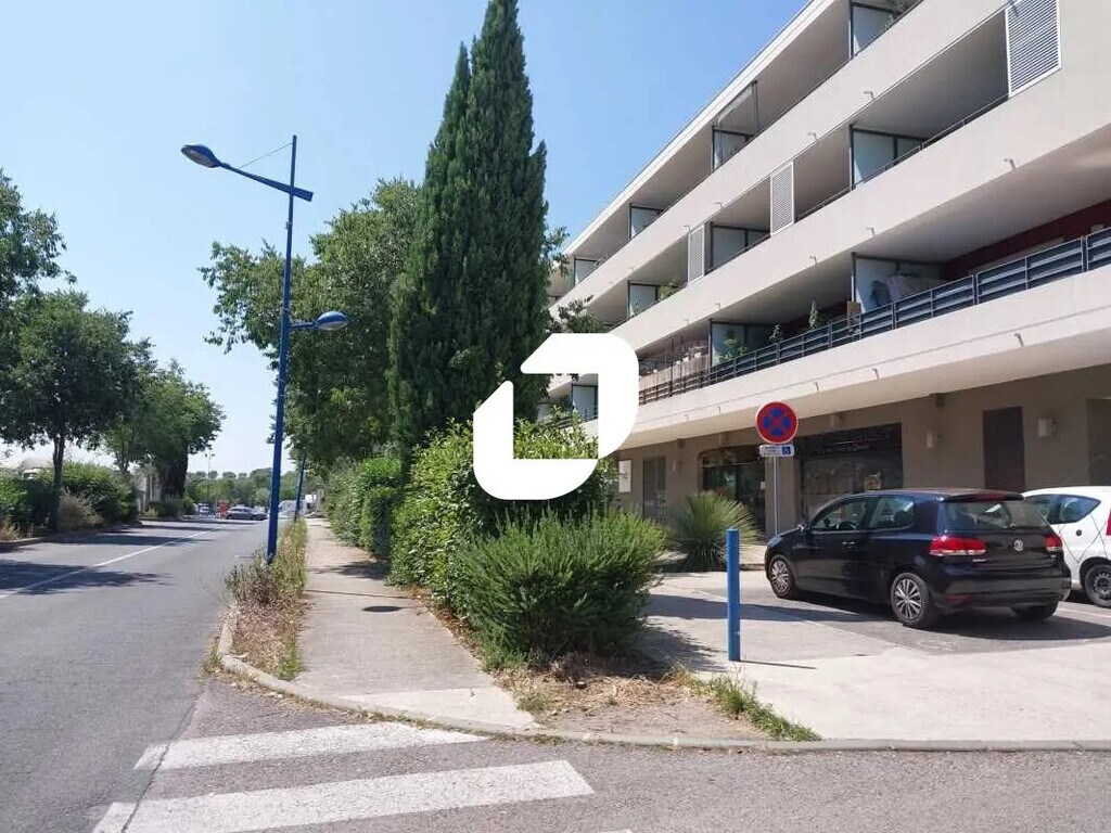 Vente Commerce 150 m² - Photo 1