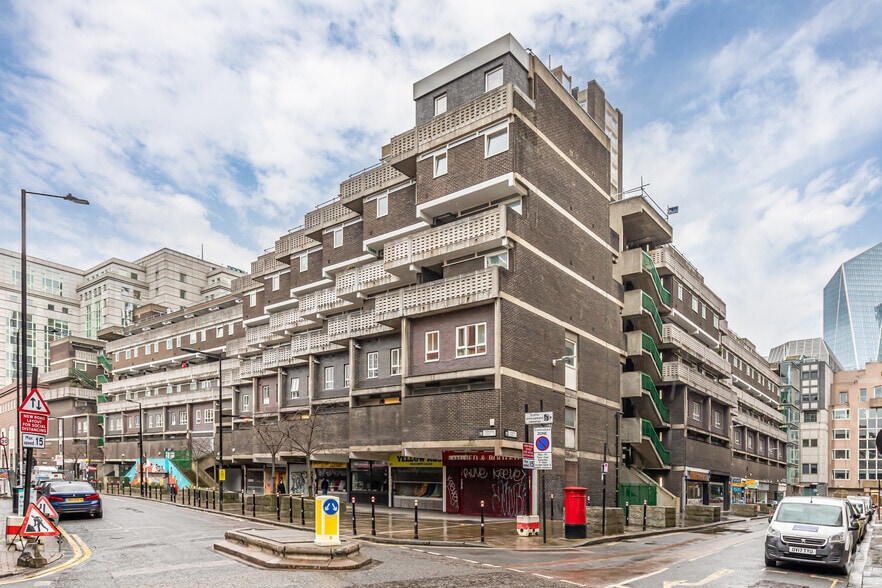 73-97 Middlesex St, London to rent - Primary Photo - Image 1 of 9