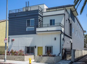 2336 Crenshaw Blvd, Los Angeles, CA for sale Building Photo- Image 1 of 24