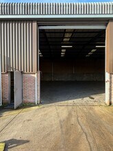 4 Singer Way, Kempston to rent Interior Photo- Image 1 of 8