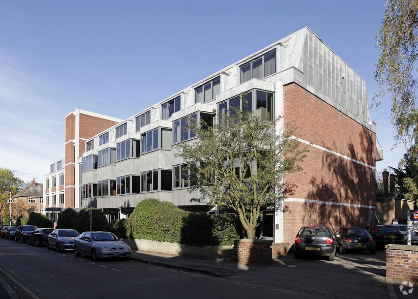 48 Princess Rd E, Leicester to rent - Building Photo - Image 2 of 2