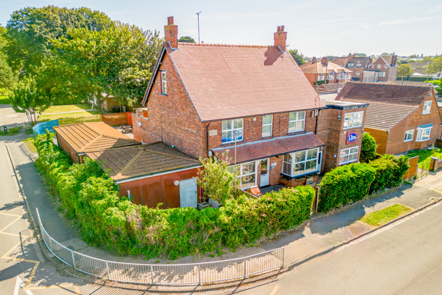 140 Church Rd N, Skegness for rent - Primary Photo - Image 1 of 1