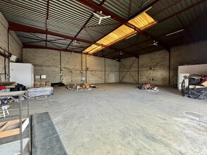 25 Avenue Du Montboulon, Saint-Soupplets to rent Building Photo- Image 1 of 12