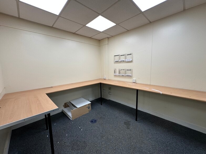 48 Short Acre St, Walsall to rent - Interior Photo - Image 3 of 6