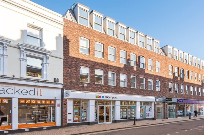 More details for 25-37 Queen St, Maidenhead - Office to Rent