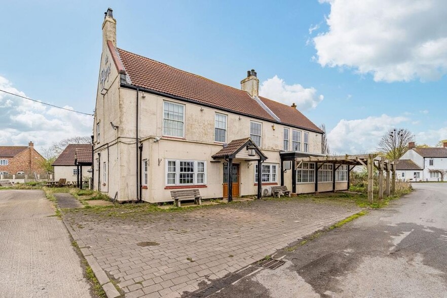 Swineshead Bridge, Swineshead for sale - Building Photo - Image 2 of 21