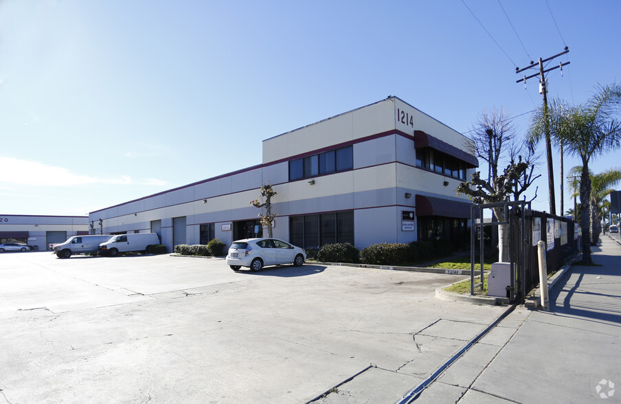 1214 Santa Anita Ave, South El Monte, CA for rent - Building Photo - Image 2 of 3