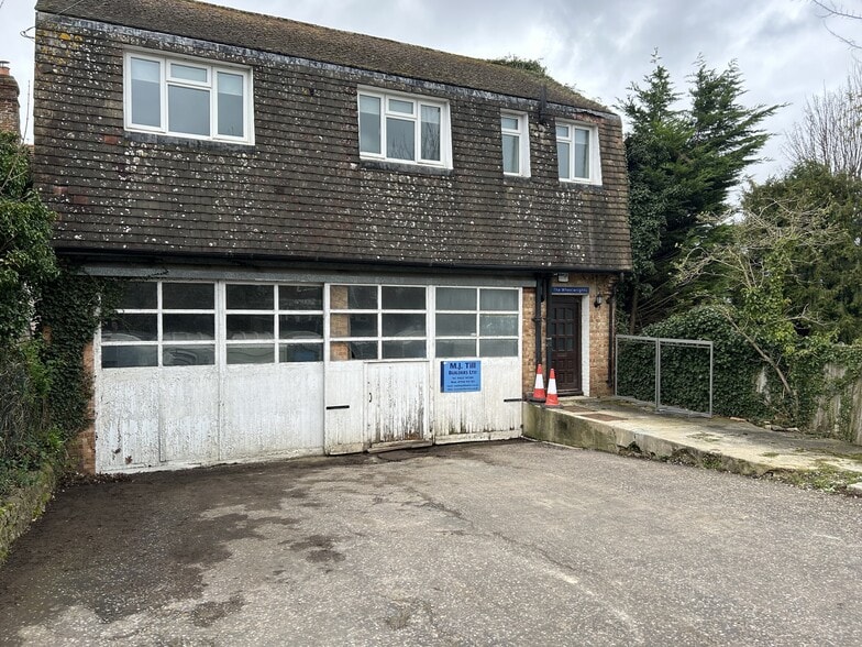 The Green, Boughton Monchelsea to rent - Building Photo - Image 2 of 5