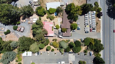 885 Gravenstein Hwy N, Sebastopol, CA for rent Building Photo- Image 1 of 3