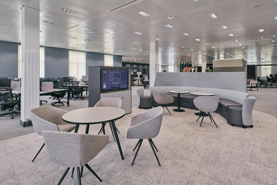 New Barn Ln, Cheltenham to rent - Interior Photo - Image 3 of 11