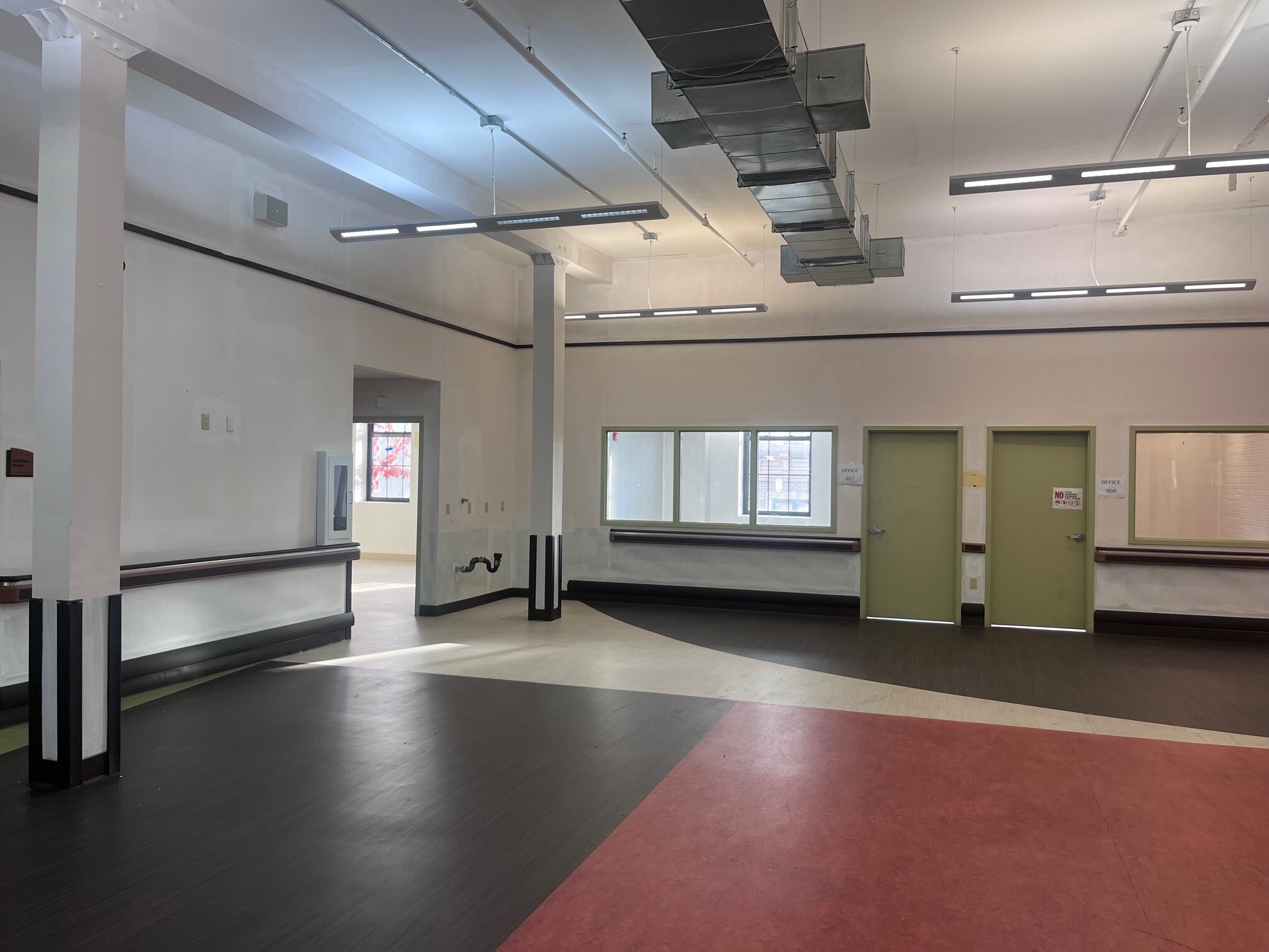 116-122 E 124th St, New York, NY to rent Interior Photo- Image 1 of 11