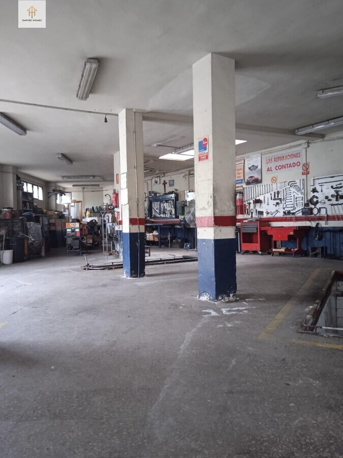 Cáceres, CAC 10004 - - - Interior Photo - Image 1 of 8