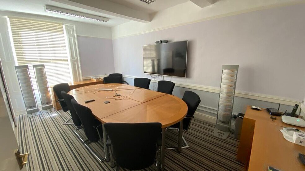 23 Lombard St, Lichfield for sale - Interior Photo - Image 1 of 1
