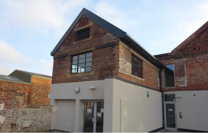 High St, Stourbridge to rent - Building Photo - Image 2 of 2