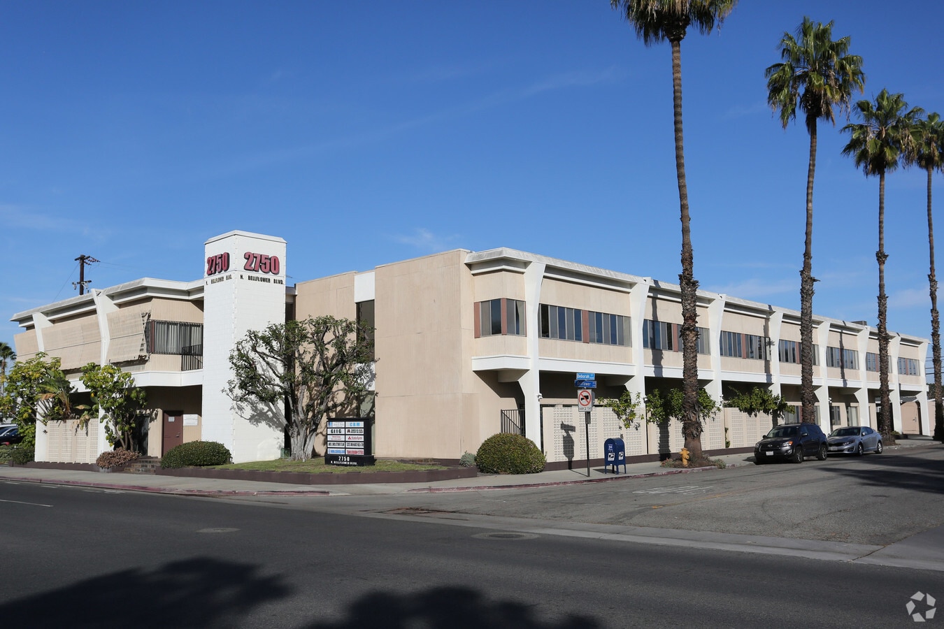 2750 N Bellflower Blvd, Long Beach 90815 Office for Rent