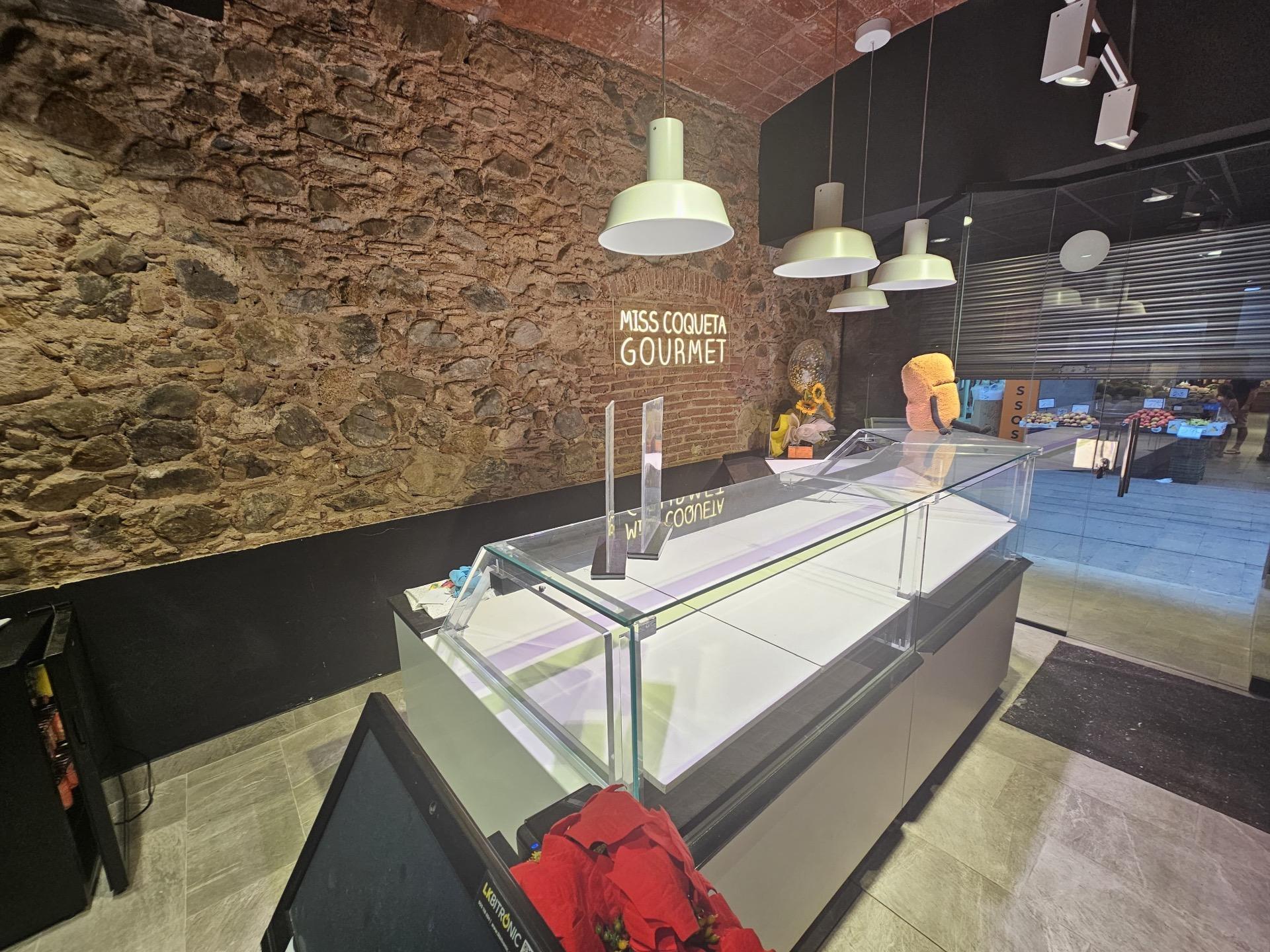 Retail in Calella, Barcelona to rent Interior Photo- Image 1 of 14