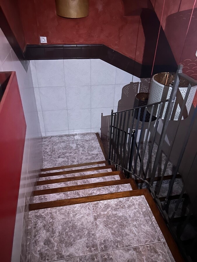 Terrassa, BAR 08221 - Unit Loc - - Interior Photo - Image 2 of 12