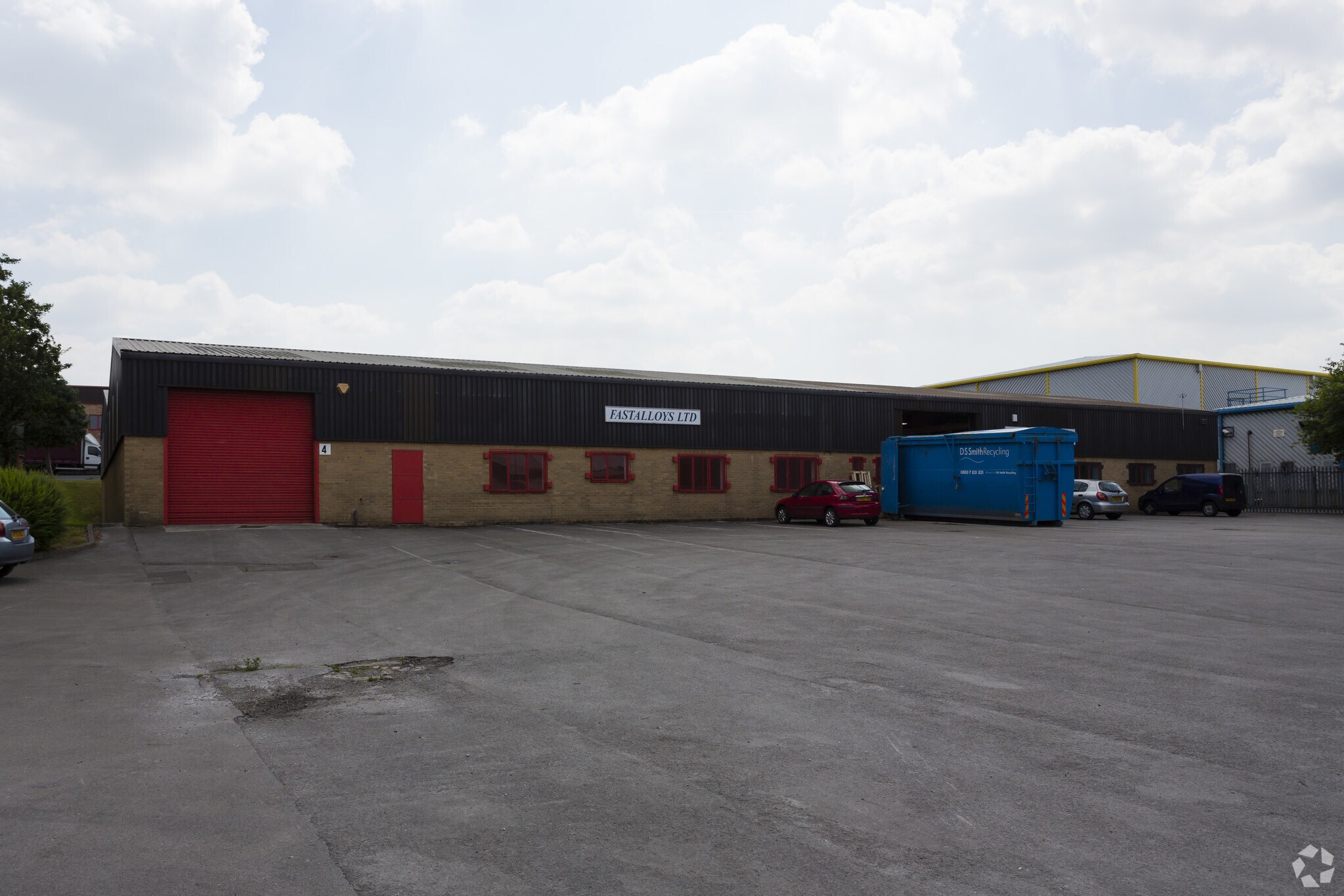 2-4 Upper Castle St, Bradford for sale Primary Photo- Image 1 of 1