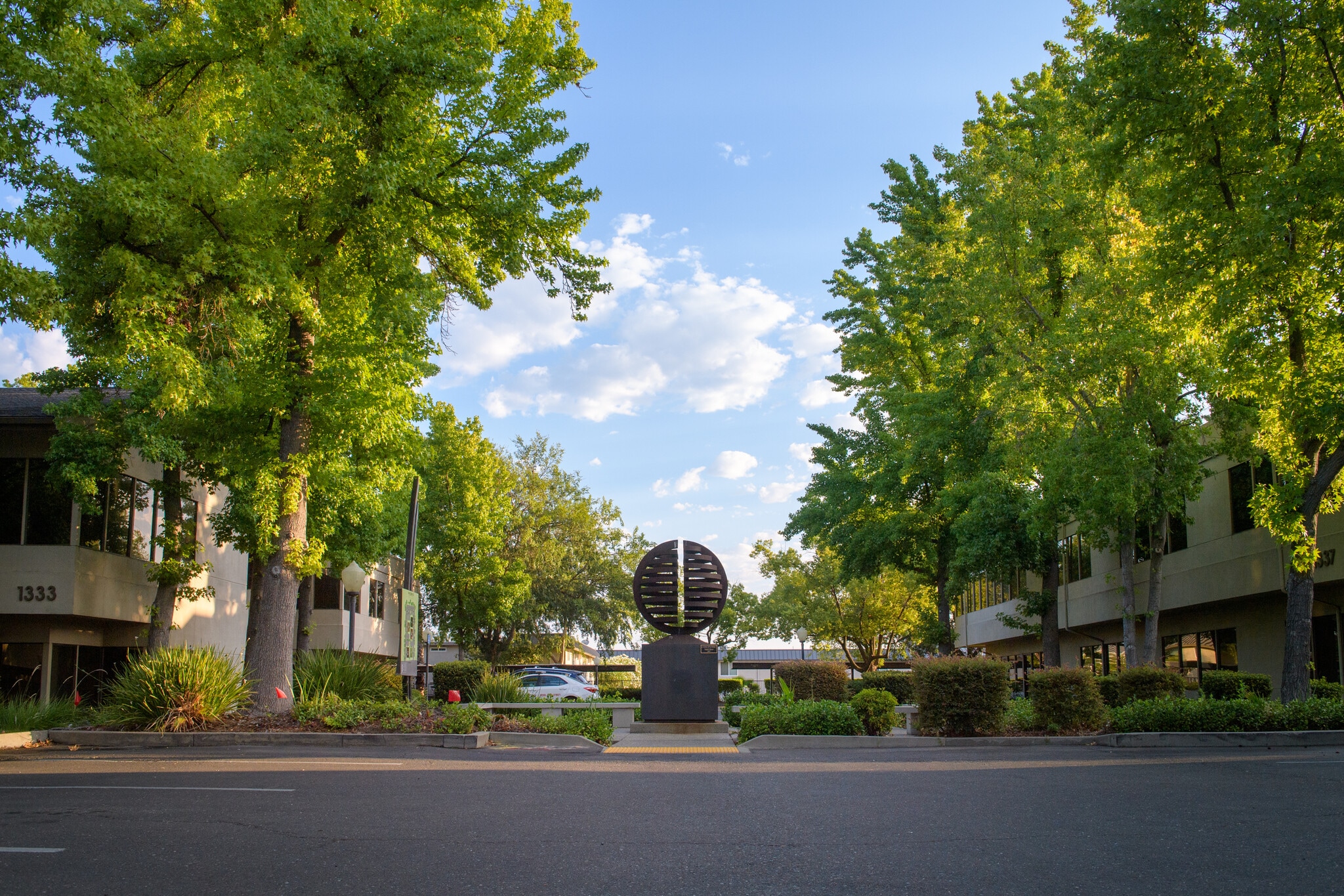 1321 Howe Ave, Sacramento, CA to rent Building Photo- Image 1 of 10