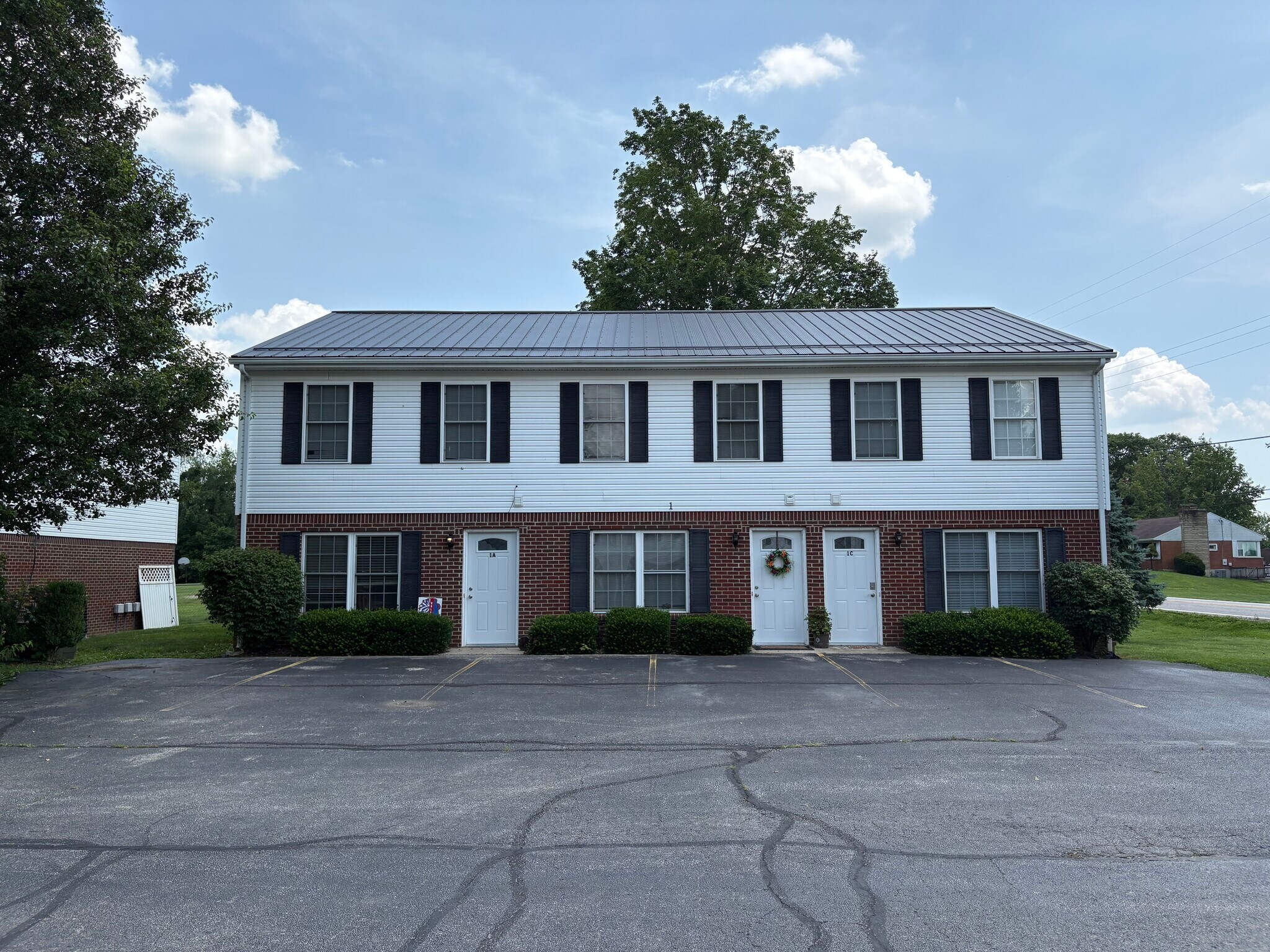 281 Main St, Port William, OH for sale Primary Photo- Image 1 of 1