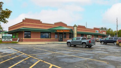 846 E Grand River Ave, Howell, MI for rent Building Photo- Image 1 of 1