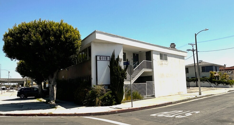 6118 Venice Blvd, Los Angeles, CA for rent - Building Photo - Image 2 of 4