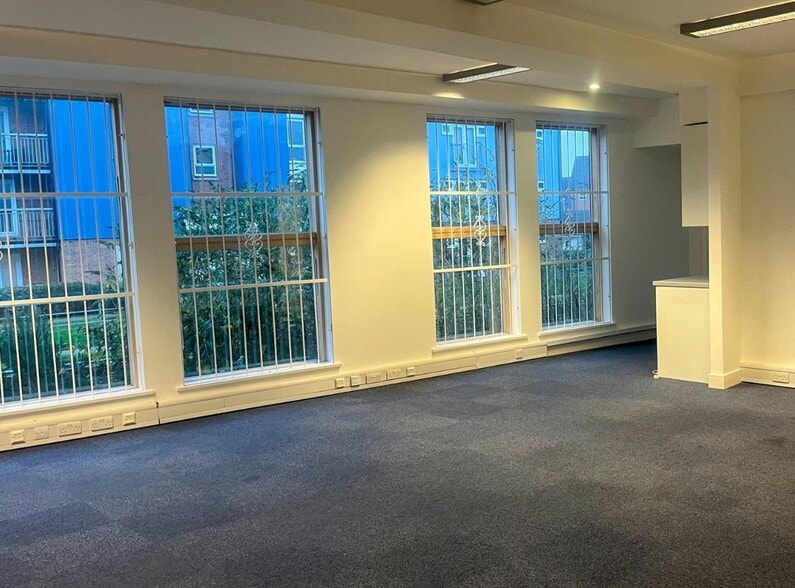 Electric Wharf, Coventry to rent - Interior Photo - Image 3 of 3