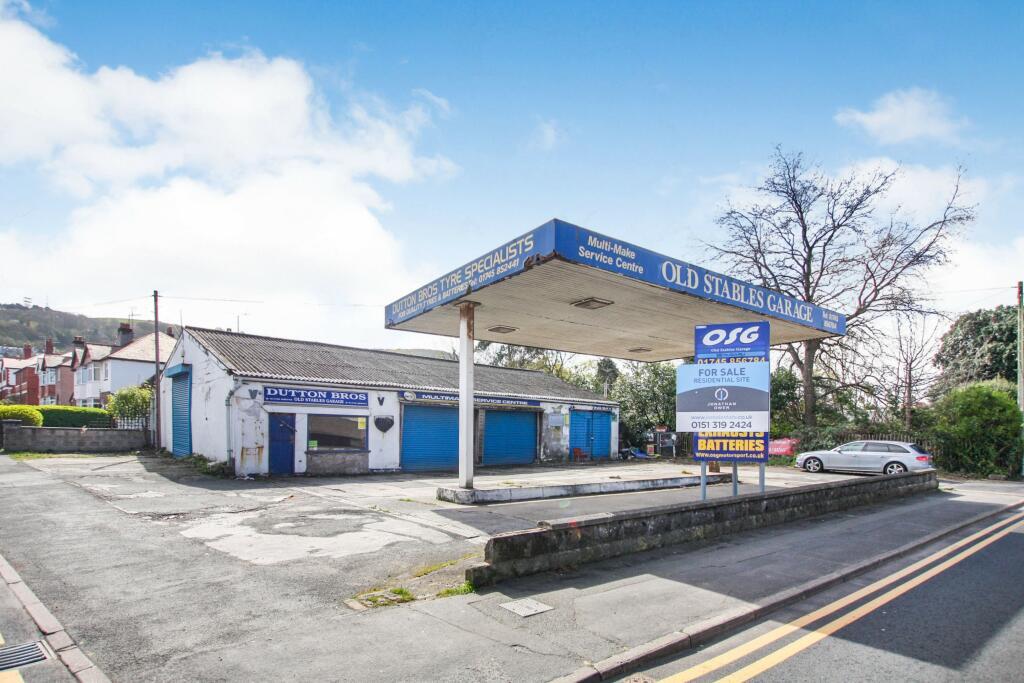 2 Gronant Rd, Prestatyn for sale Primary Photo- Image 1 of 2