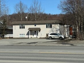 35186 Kenai Spur Hwy, Soldotna, AK for rent Building Photo- Image 1 of 3