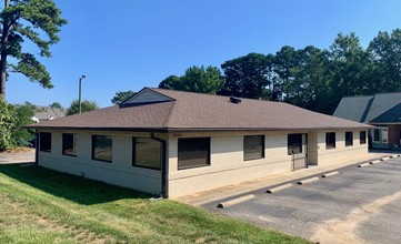 8204 Creedmoor Rd, Raleigh, NC for sale Primary Photo- Image 1 of 1