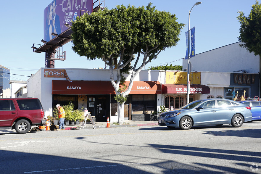 11609-11613 Santa Monica Blvd, Los Angeles, CA for rent - Primary Photo - Image 1 of 5