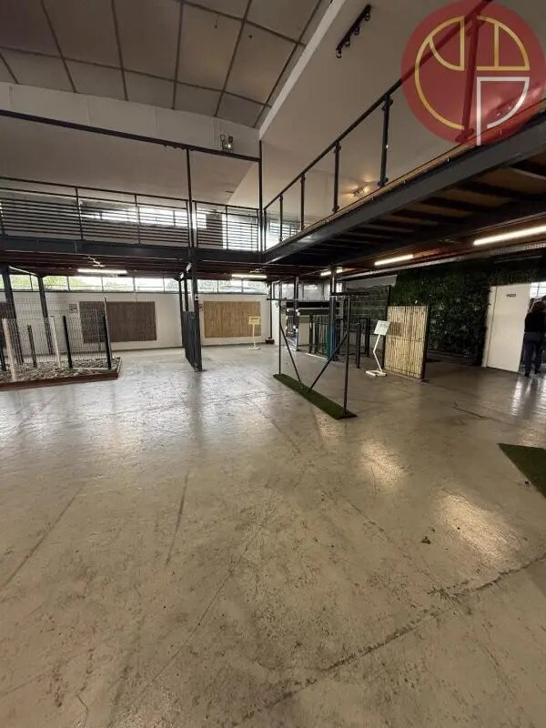 Retail in Portet-sur-Garonne to rent Building Photo- Image 1 of 7