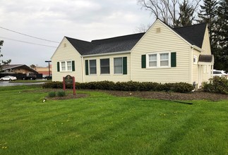 66 Weiss Ave, West Seneca, NY for sale Primary Photo- Image 1 of 1