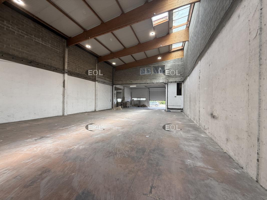 Light Industrial in Pontault-Combault for sale Interior Photo- Image 1 of 15