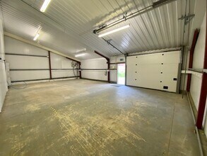 Baughurst Rd, Baughurst to rent Interior Photo- Image 1 of 2